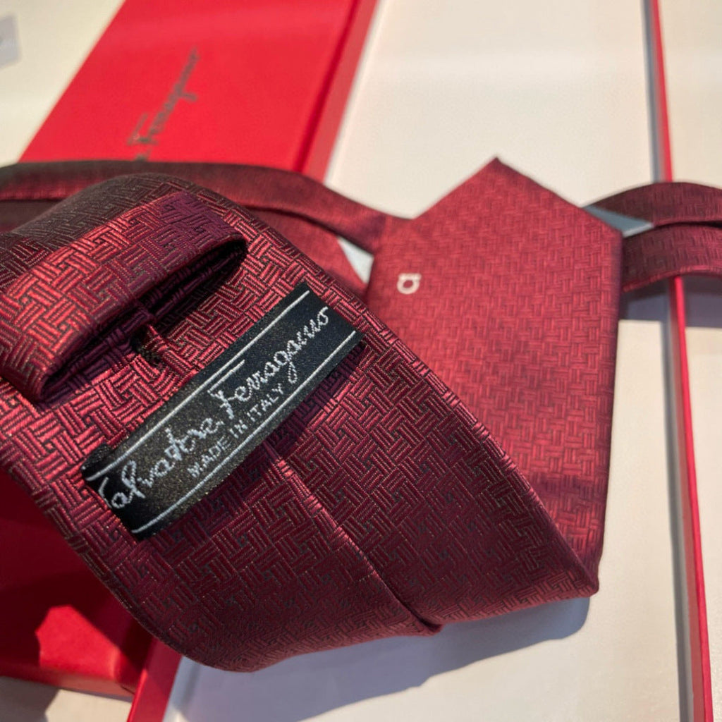 Ferragamo Style Men's Gancini Silk Tie