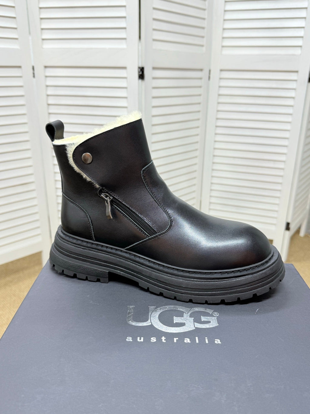 UGG Black Folded-Cuff Leather Boots
