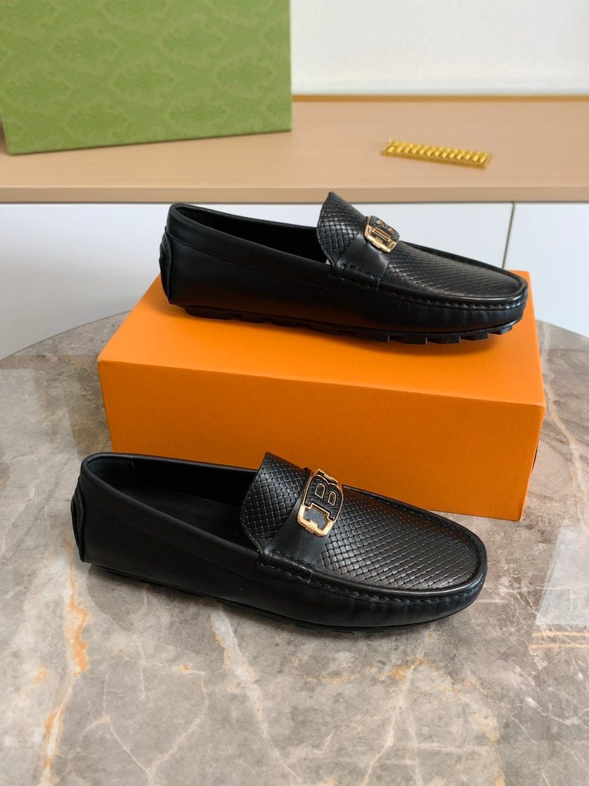 Men's Textured Ornament Loafers