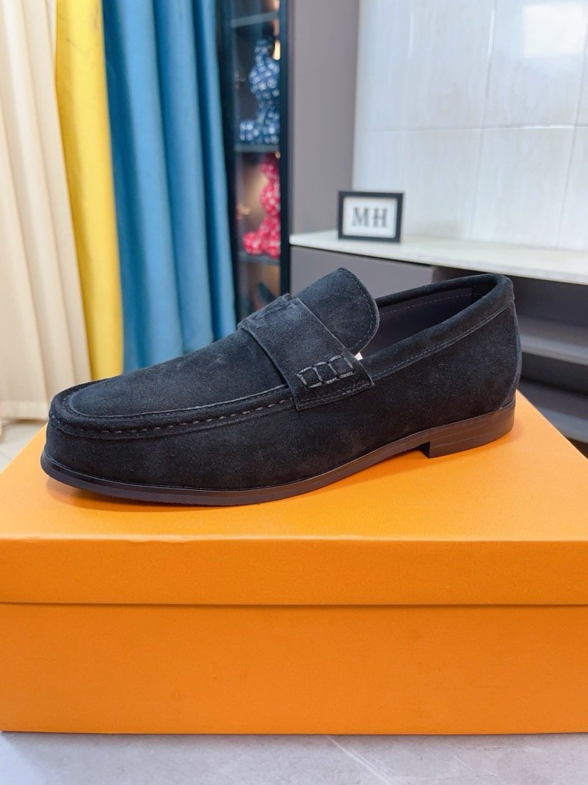 Louis Vuitton Moc-Toe Loafers