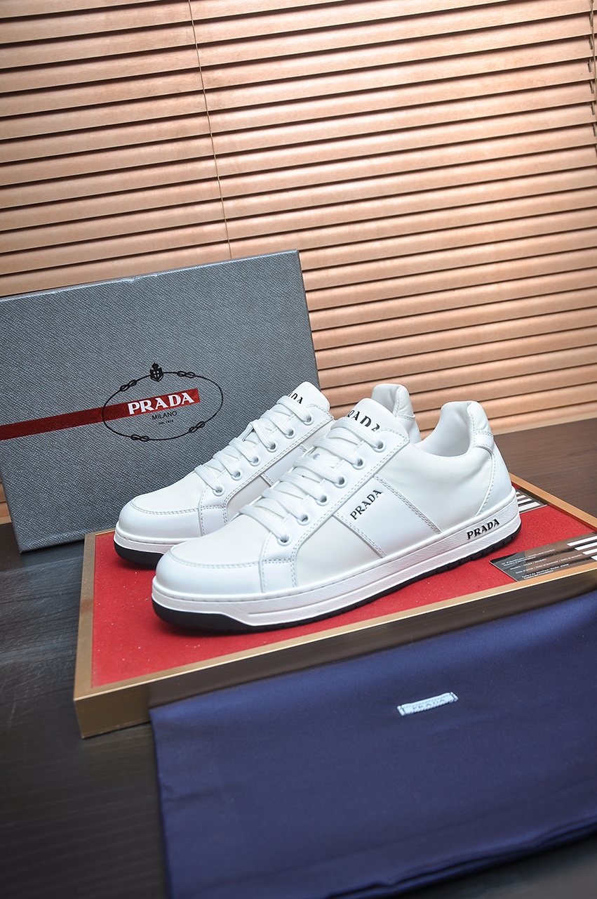 Prada Contrast Lace Low-Top Sneakers