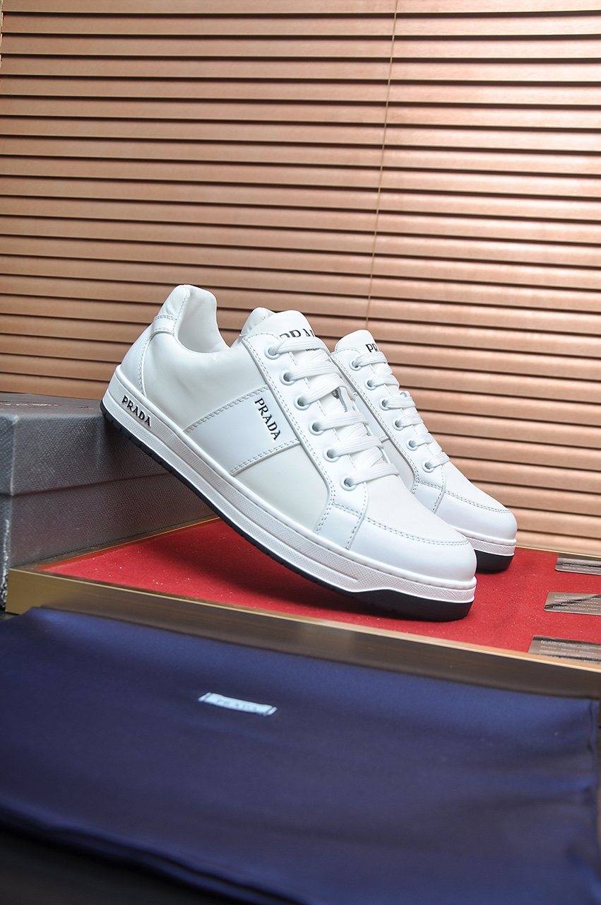 Prada Contrast Lace Low-Top Sneakers